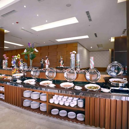 סלמן The Alana Yogyakarta Hotel And Convention Center מראה חיצוני תמונה