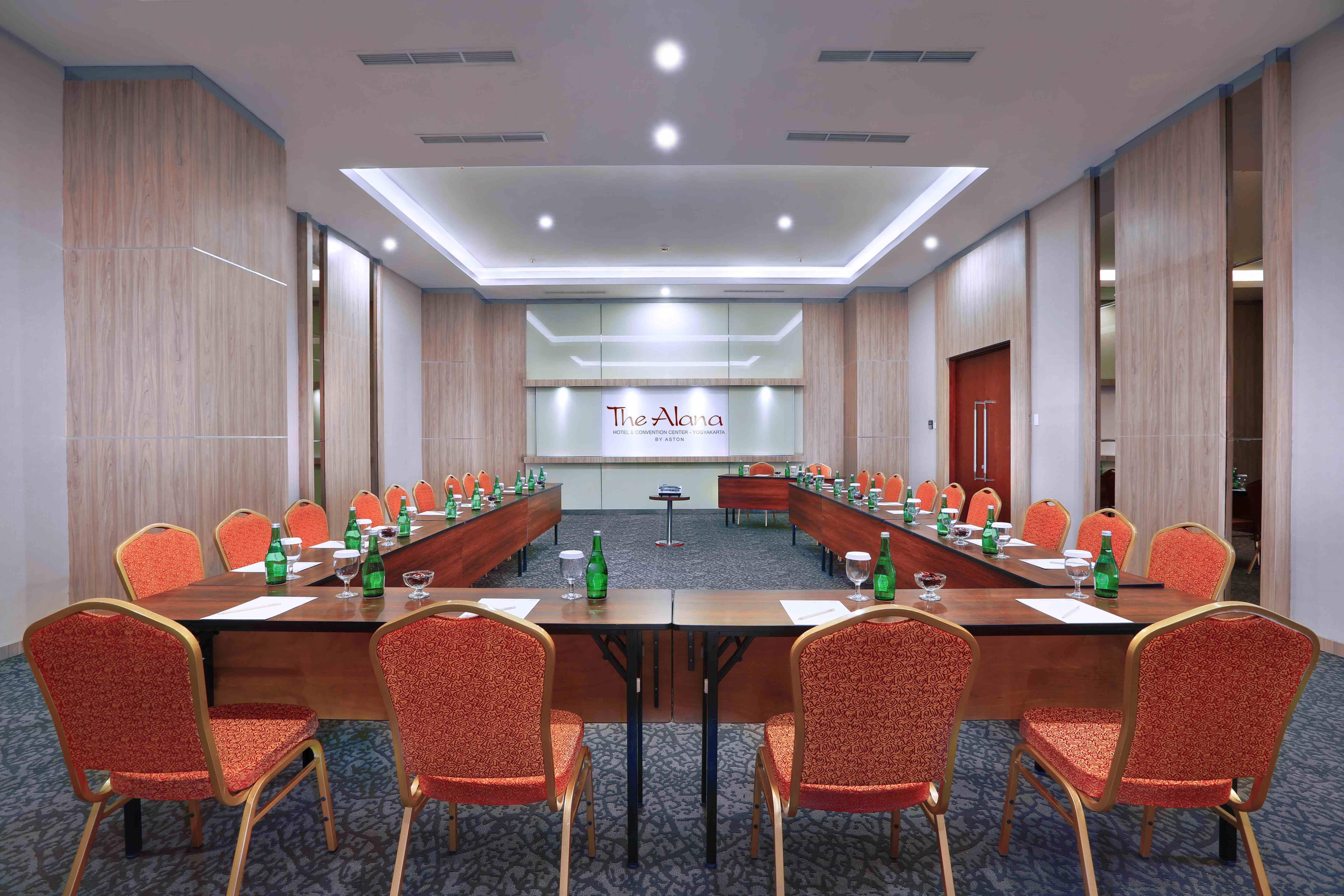 סלמן The Alana Yogyakarta Hotel And Convention Center מראה חיצוני תמונה