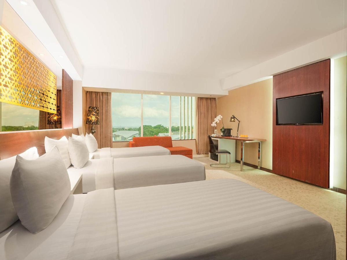 סלמן The Alana Yogyakarta Hotel And Convention Center מראה חיצוני תמונה
