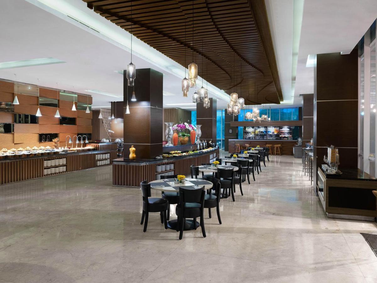 סלמן The Alana Yogyakarta Hotel And Convention Center מראה חיצוני תמונה